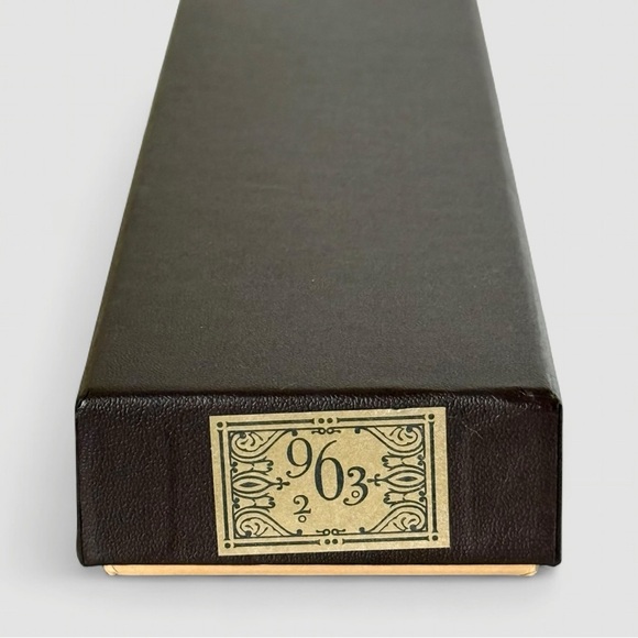 Official Warner Bros. Licensed Harry Potter Noble Collection Magic Wand w/ Box 🪄 - Picture 3 of 9